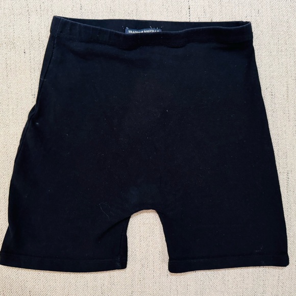 Brandy Melville Black Bike Shorts - Picture 2 of 3